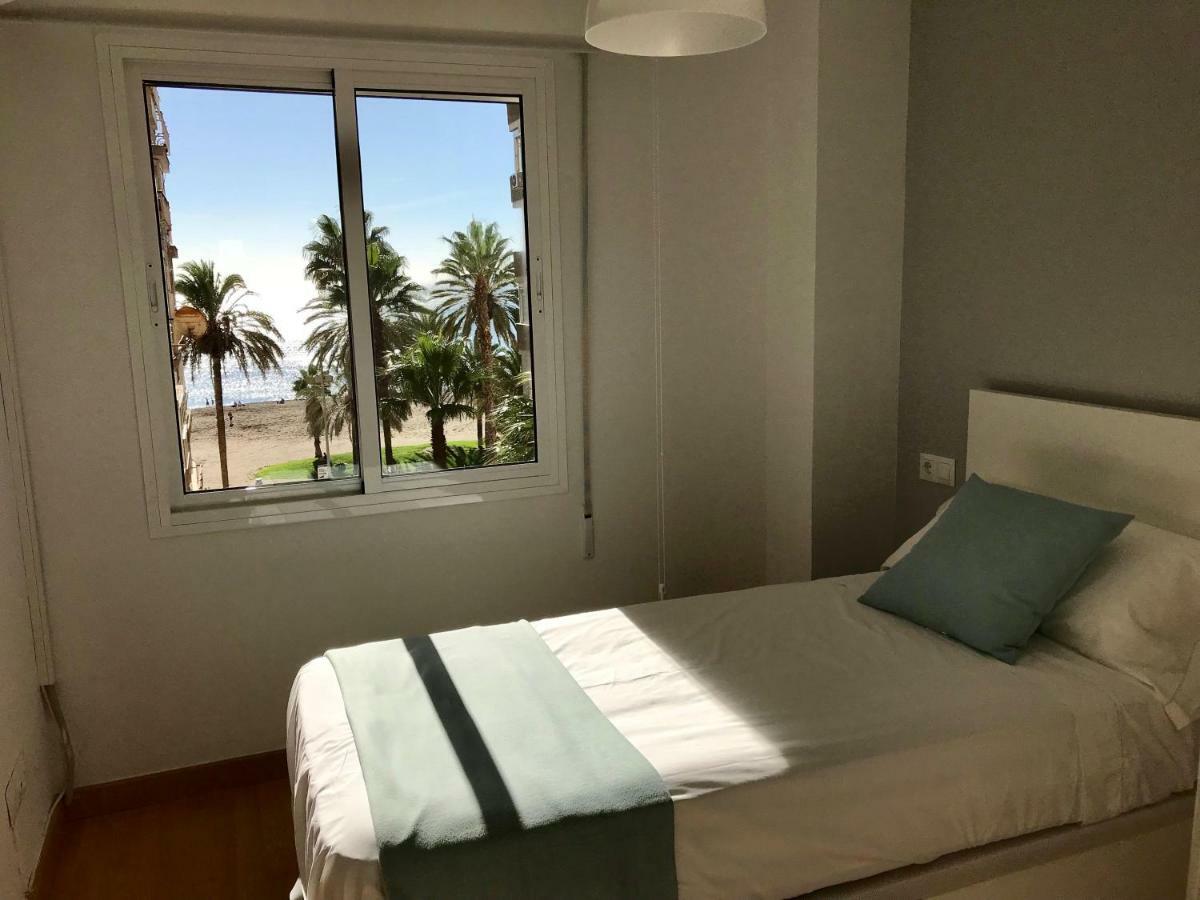 Malagueta Blue Lägenhet Málaga Exteriör bild